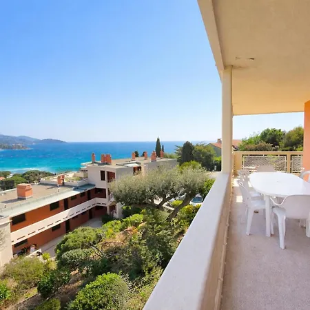 Terrace With Sea View Le Lavandou